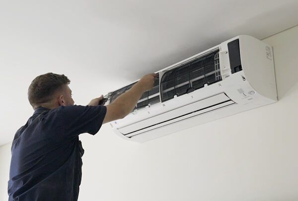 Split air conditioning service